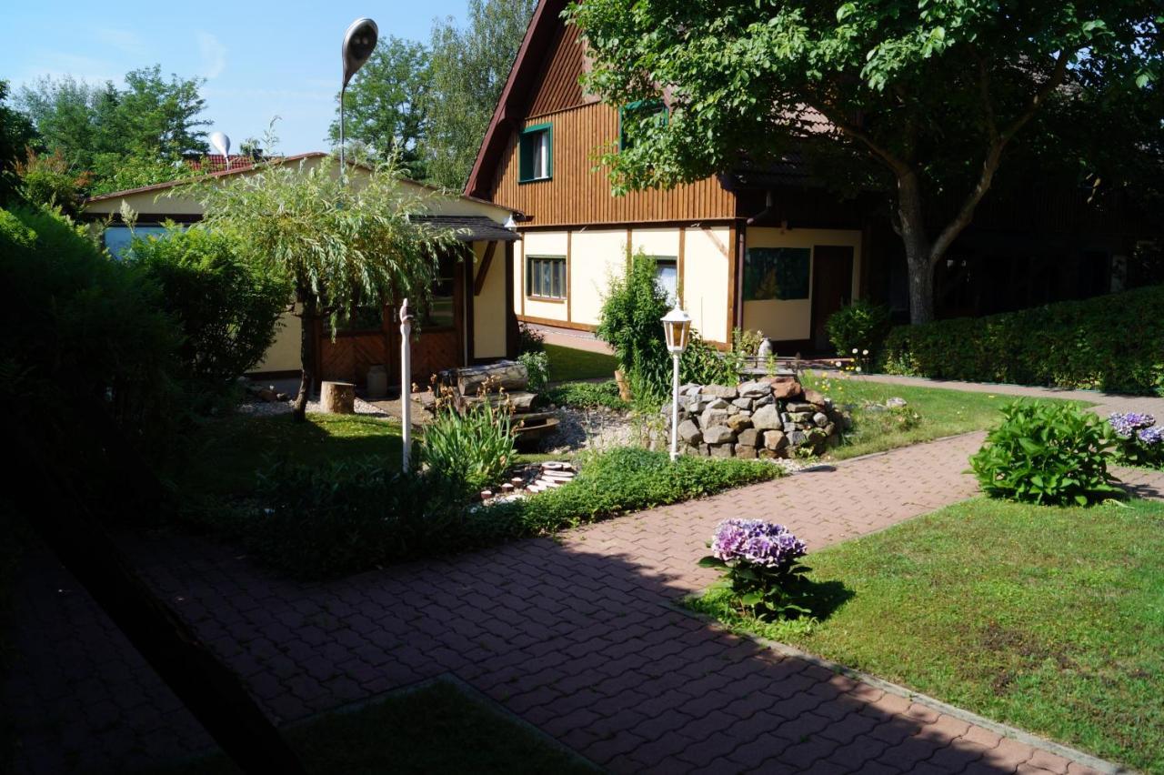 Pension Zum Holzpantoffelmacher Burg  Exterior photo